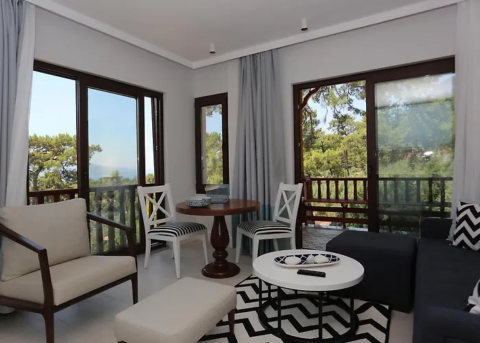 Alp Pinehill * Akyaka