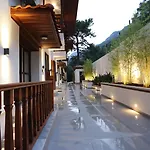 Alp Pinehill Apartamento *