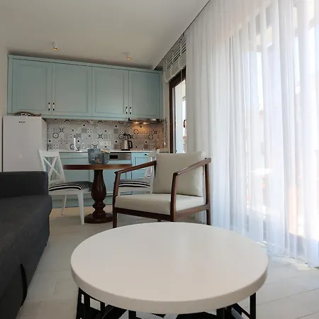 Alp Pinehill Apartament *
