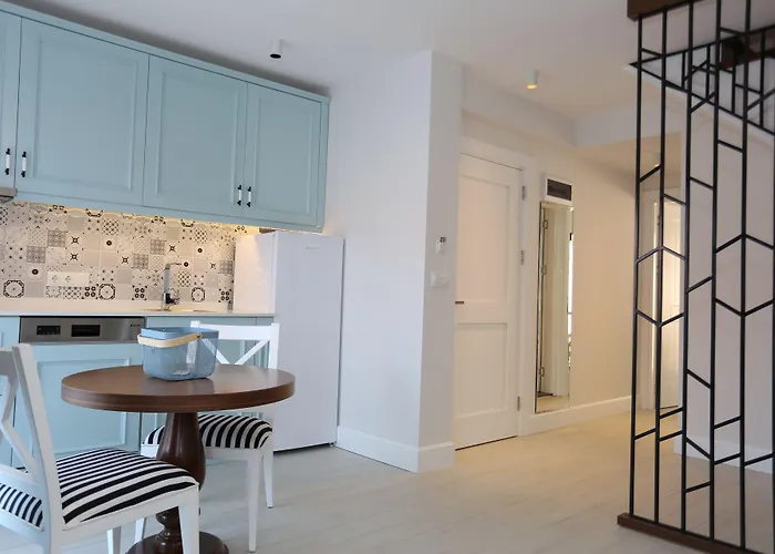 Alp Pinehill 아키아카